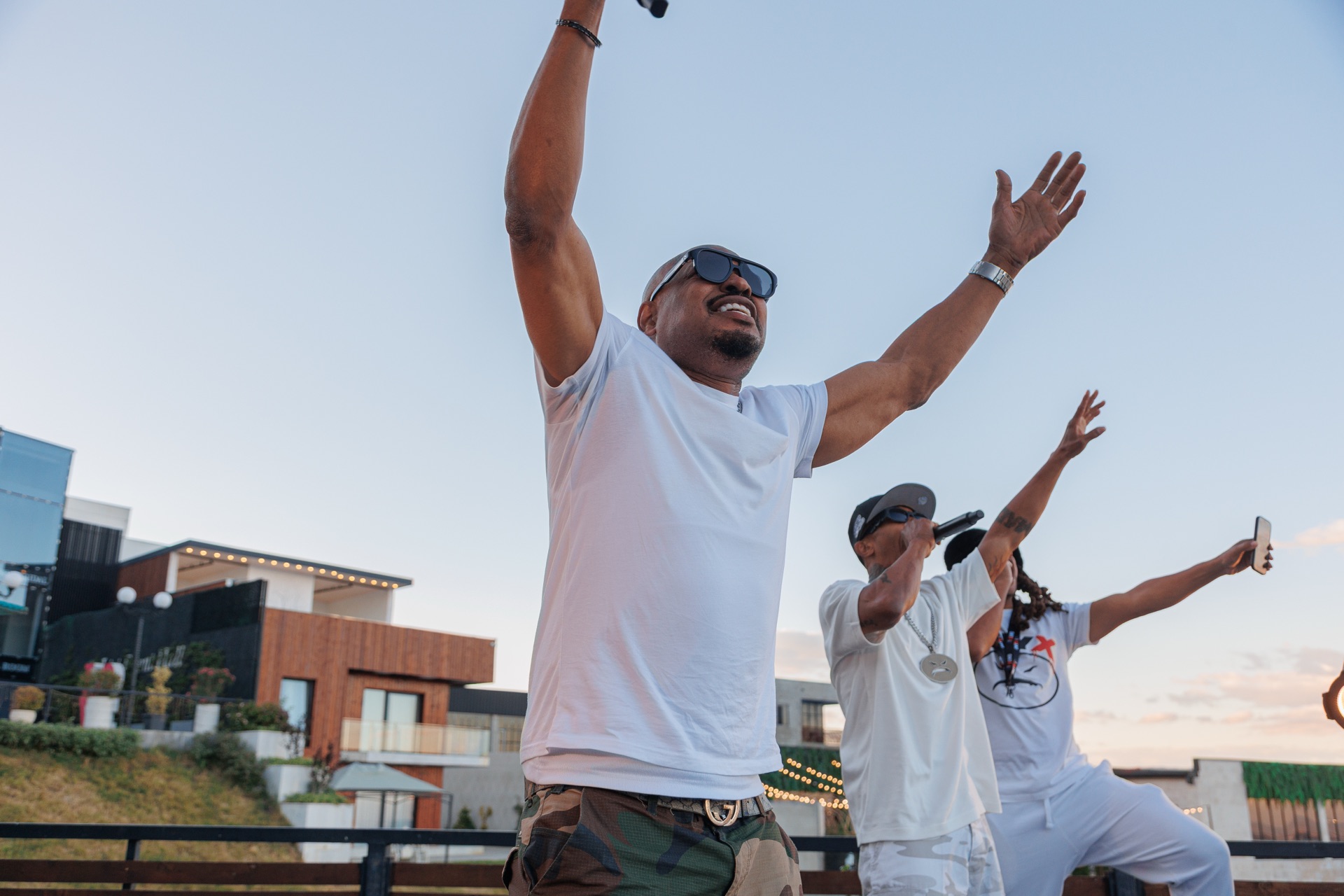 ONYX engaging the audience during the Tbilisi performance